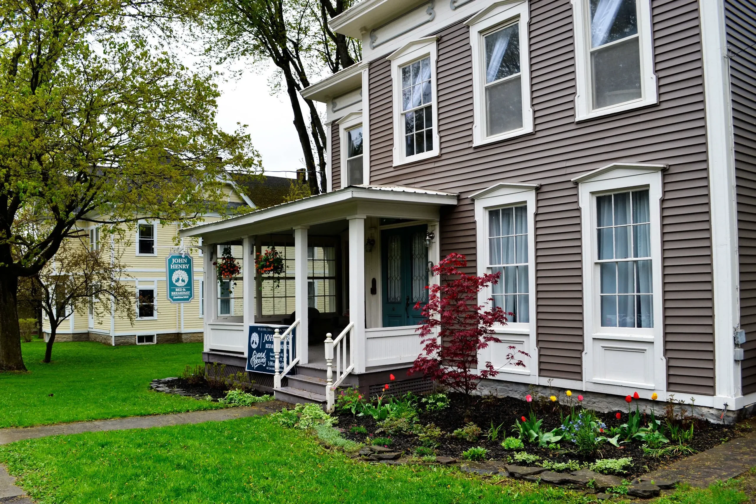 John Henry Bed & Breakfast