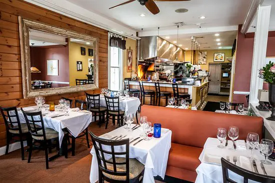 Matt’s Red Rooster Grill