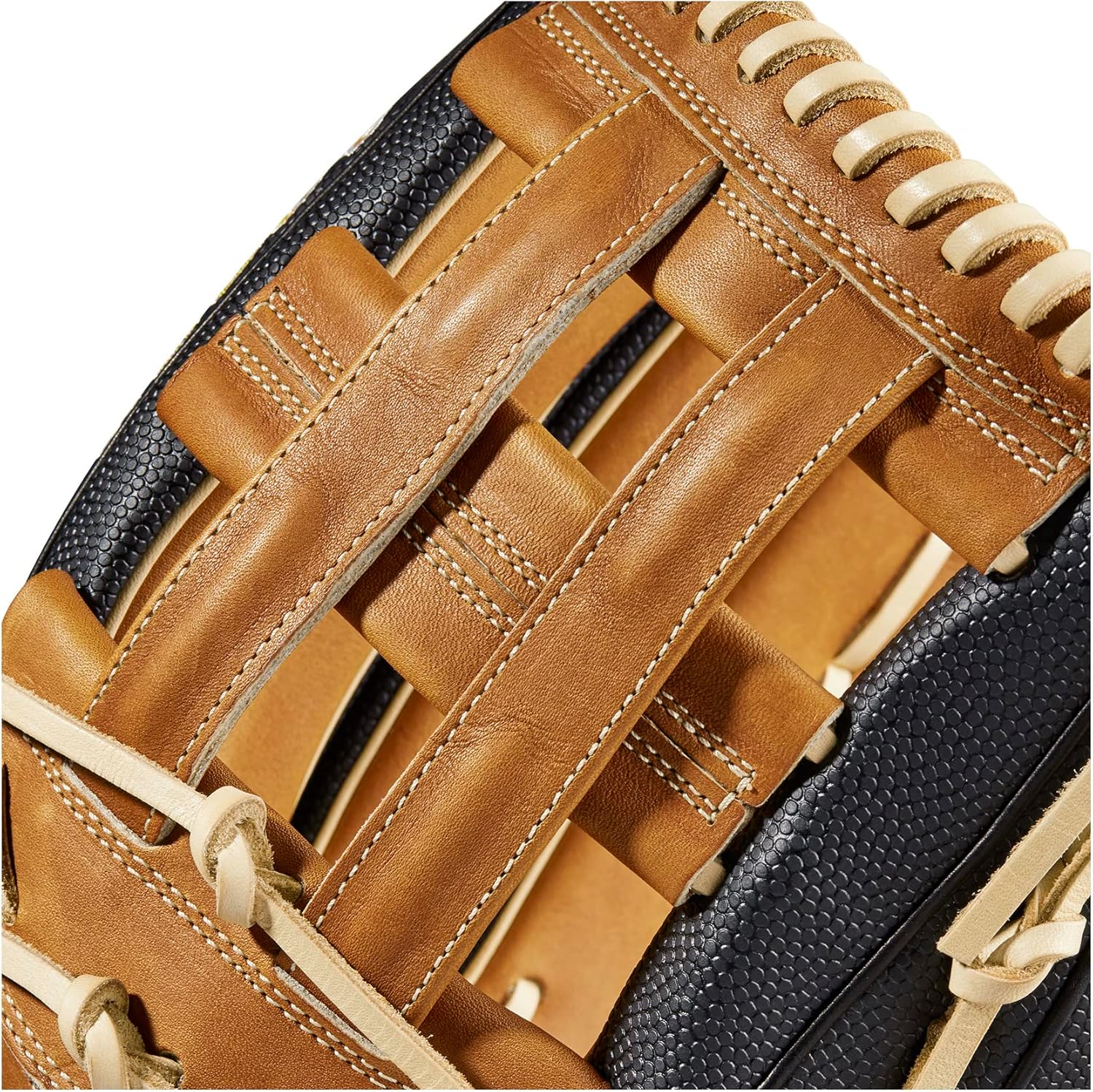 Wilson A2000 Outfield Baseball Glove