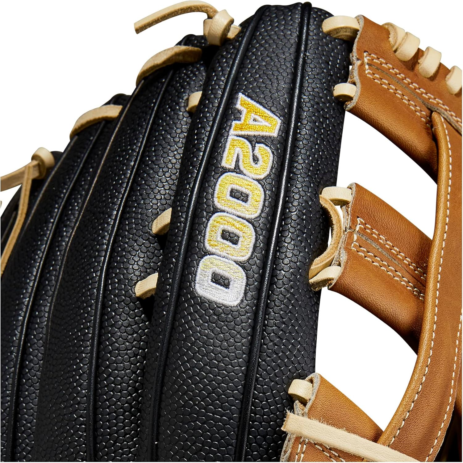 Wilson A2000 Outfield Baseball Glove