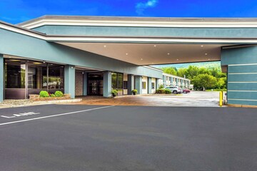 Quality Inn Oneonta Cooperstown Area