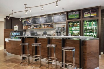 Courtyard by Marriott Dayton North