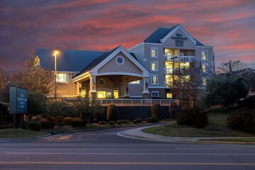Homewood Suites by Hilton Durham-Chapel Hill / I-40