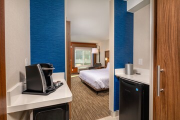 Holiday Inn Express & Suites Chatsworth by IHG
