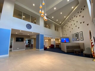 Holiday Inn Express & Suites Beaumont – Oak Valley by IHG