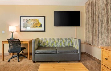 Extended Stay America Suites Chicago Schaumburg Conv Center