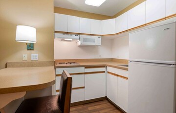 Extended Stay America Suites Chicago Schaumburg Conv Center