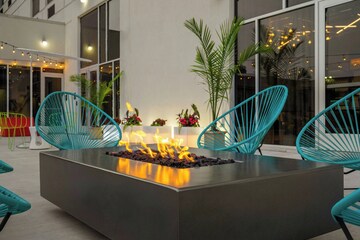 Aloft Chicago Schaumburg